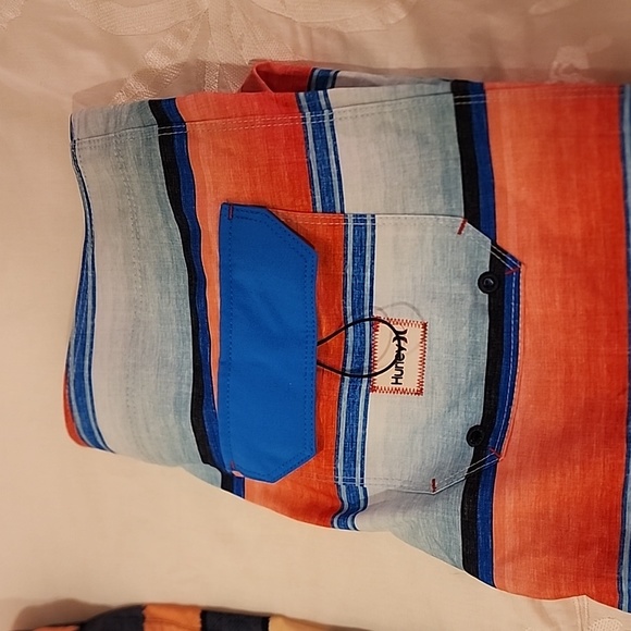 Lot of three! Like new! O'NEIL, Volcom and Hurley Mens board shorts - Picture 3 of 5